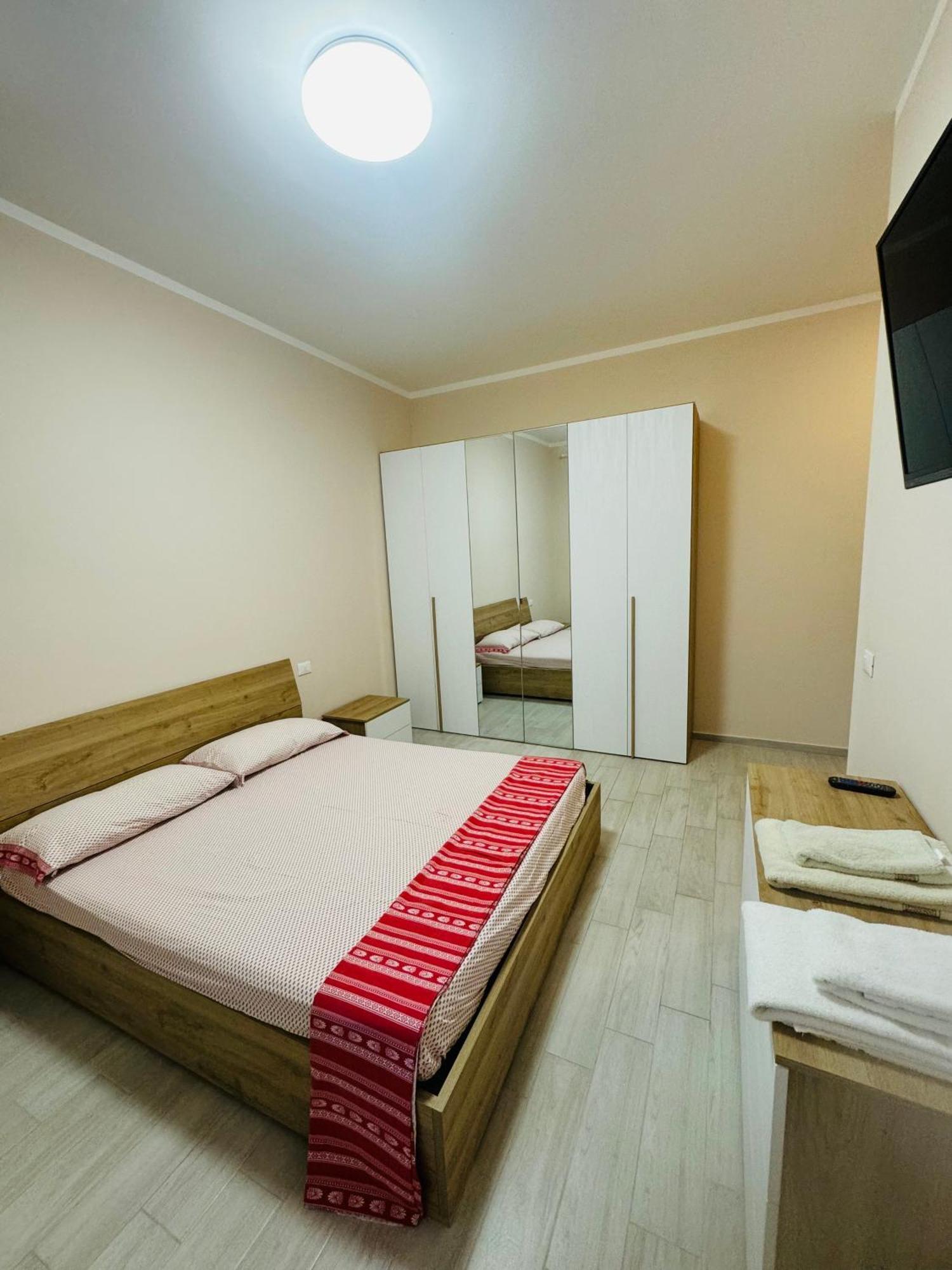 Casa Ayden Apartment Livorno Bagian luar foto